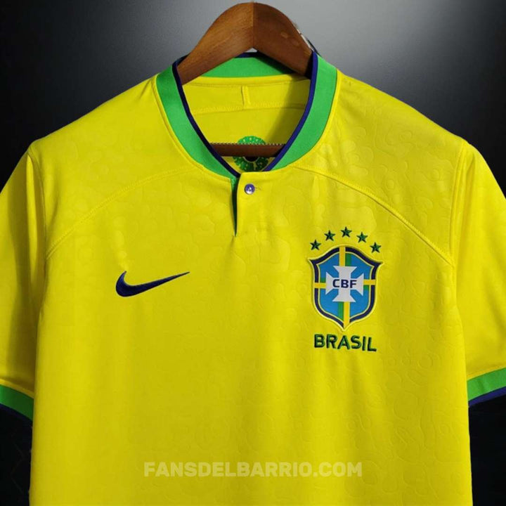 Camiseta Fan Selección de Brasil 2022 Local para Hombre (Nike)