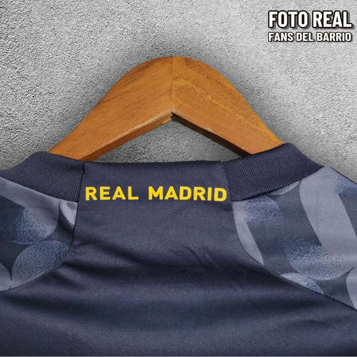 Camiseta Fan Real Madrid Visita 2023/24 de Hombre (Adidas)
