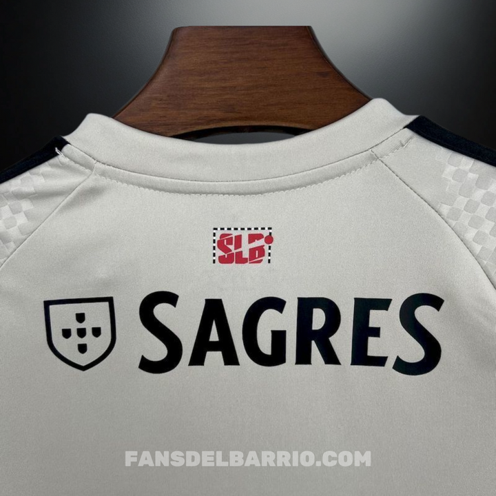 Kit Fan para Niño Benfica 2025/26 Visita