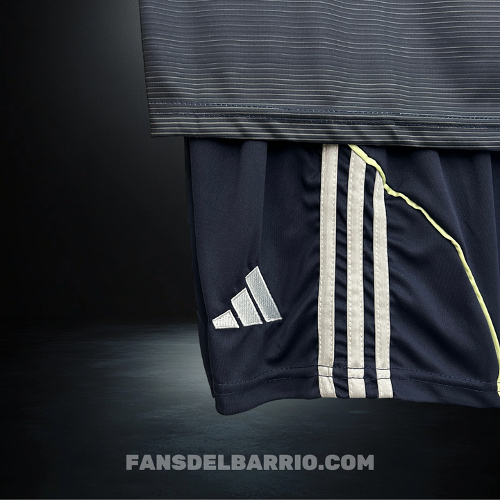 Kit Fan para Niño del Real Madrid 2025/26 Visita