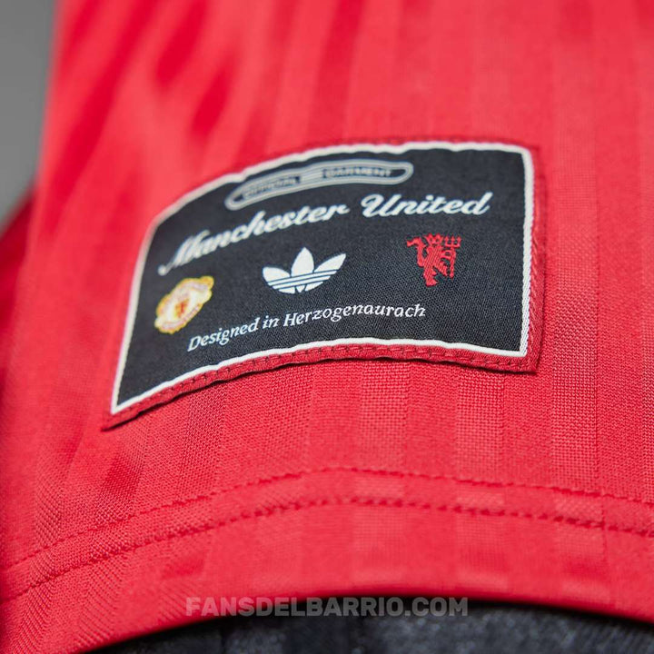 Manchester United 2024-25 Edición Terrace Icons Camiseta Fan para Hombre (Adidas)