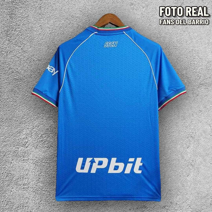 Camiseta SSC Napoli Local 2023/24 de Hombre (Emporio Armani EA7)