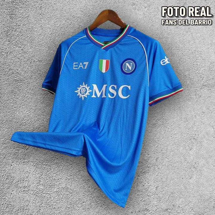 Camiseta SSC Napoli Local 2023/24 de Hombre (Emporio Armani EA7)