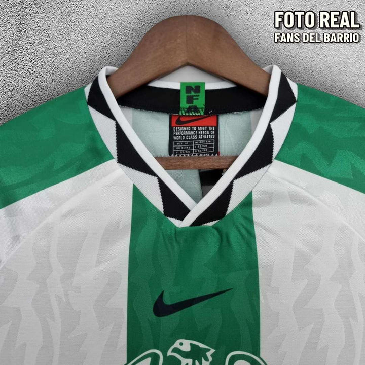 Nigeria 1996 Visita Camiseta Retro de Hombre (Nike)
