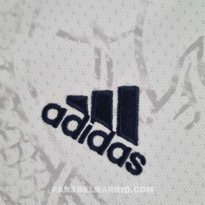 Camiseta Fan Real Madrid 2022/23 Special Edition White Dragon para Hombre