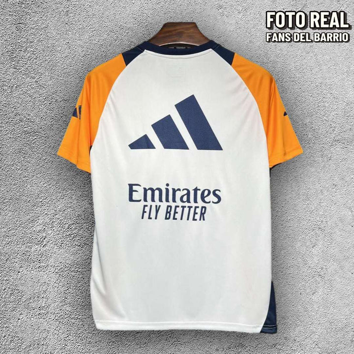 Real Madrid 2024/25 Camiseta de Entrenamiento de Hombre (Adidas)